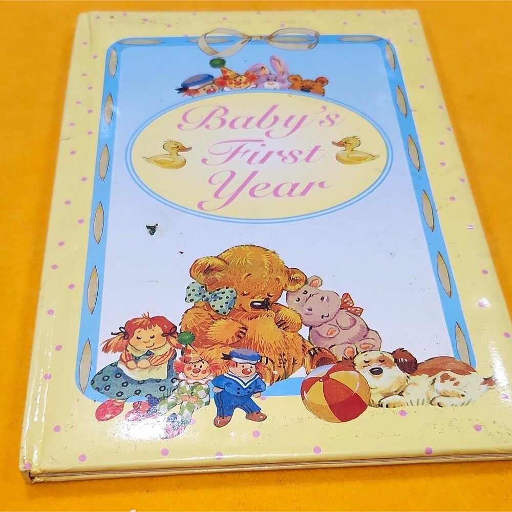Grandreams Limited Baby's First Year Baby Memory Book Keepsake Album BY1